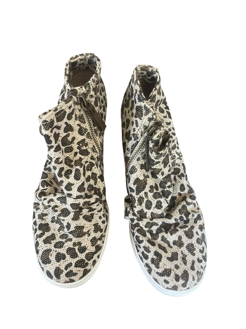 Not Rated size 7.5 Leopard Print Zip-Front Women's High-Top Sneakers